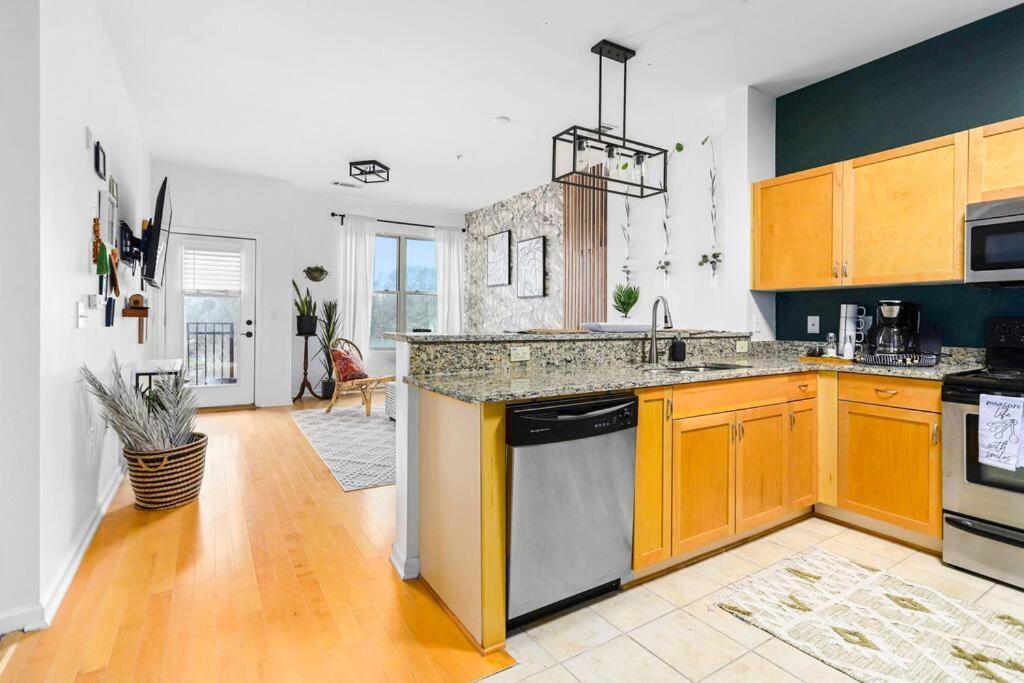 Entire Condo - Urban Safari In The Heart Of Atl Atlanta Exterior photo